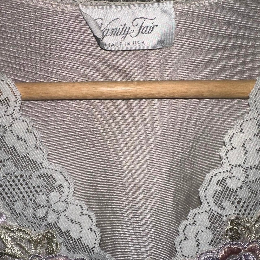 Fairy Vanity Fair pink & white baby doll lace nightgown shirt with embroidery - Picture 4 of 6